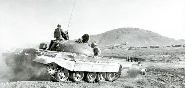 Иллюстрация к книге — Т-62: Убийца «Центурионов» и «Олифантов» [i_090.jpg]