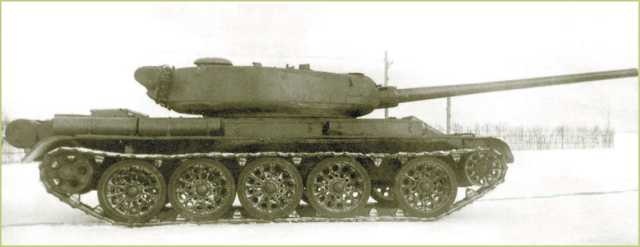 Иллюстрация к книге — Т-54 и Т-55. «Танк-солдат» [i_009.jpg]