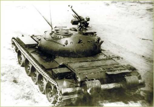 Иллюстрация к книге — Т-54 и Т-55. «Танк-солдат» [i_029.jpg]