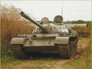 Иллюстрация к книге — Т-54 и Т-55. «Танк-солдат» [i_071.jpg]