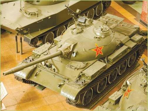 Иллюстрация к книге — Т-54 и Т-55. «Танк-солдат» [i_081.jpg]