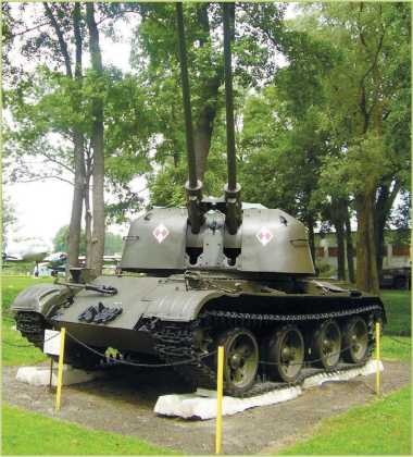 Иллюстрация к книге — Т-54 и Т-55. «Танк-солдат» [i_121.jpg]