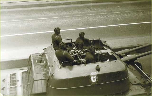 Иллюстрация к книге — Т-54 и Т-55. «Танк-солдат» [i_123.jpg]