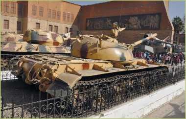 Иллюстрация к книге — Т-54 и Т-55. «Танк-солдат» [i_156.jpg]