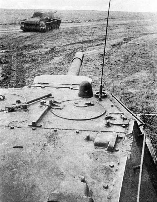 Иллюстрация к книге — «Зверобои». Убийцы «Тигров» [i_057.jpg]