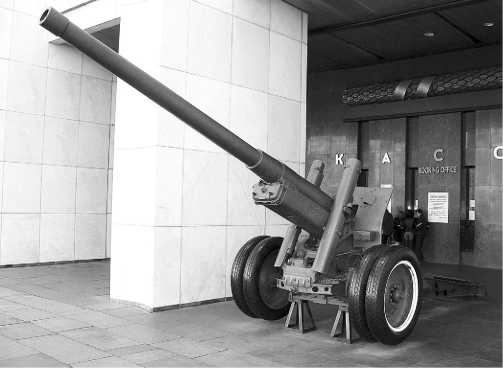 Иллюстрация к книге — «Зверобои». Убийцы «Тигров» [i_080.jpg]