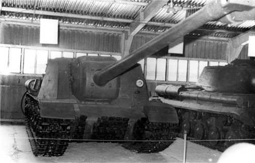 Иллюстрация к книге — «Зверобои». Убийцы «Тигров» [i_104.jpg]