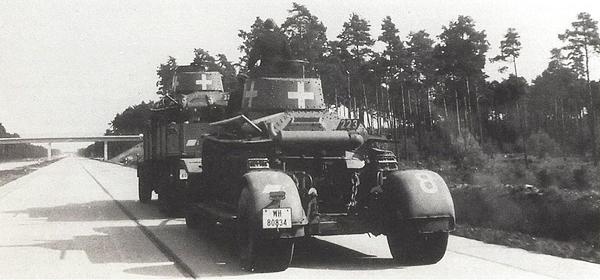 Иллюстрация к книге — Танковый блицкриг [i_004.jpg]