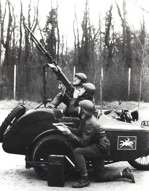 Иллюстрация к книге — Танковый блицкриг [i_034.jpg]