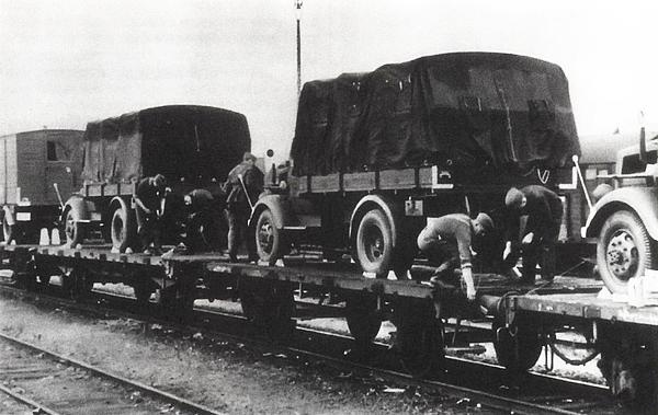 Иллюстрация к книге — Танковый блицкриг [i_050.jpg]