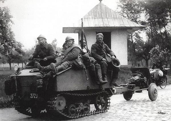 Иллюстрация к книге — Танковый блицкриг [i_057.jpg]