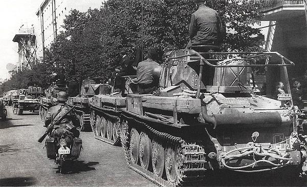 Иллюстрация к книге — Танковый блицкриг [i_095.jpg]