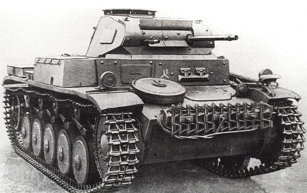 Иллюстрация к книге — Танковый блицкриг [i_109.jpg]