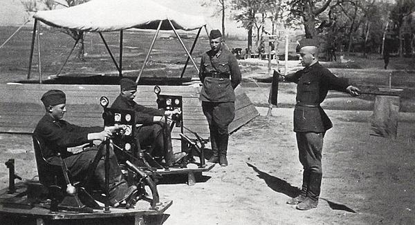 Иллюстрация к книге — Танковый блицкриг [i_151.jpg]