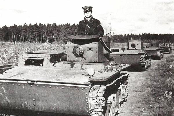 Иллюстрация к книге — Танковый блицкриг [i_162.jpg]