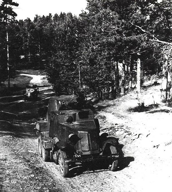 Иллюстрация к книге — Танковый блицкриг [i_190.jpg]