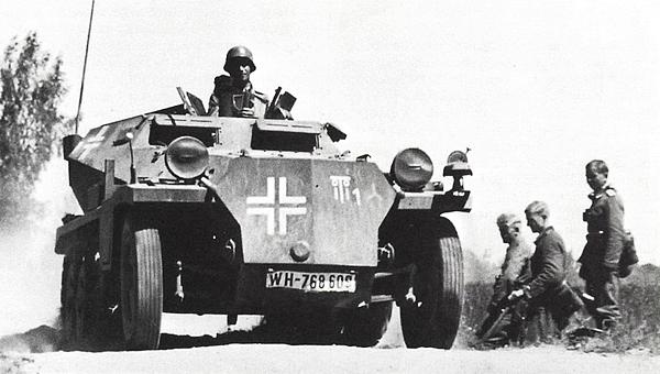 Иллюстрация к книге — Танковый блицкриг [i_198.jpg]