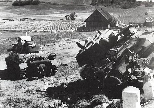 Иллюстрация к книге — Танковый блицкриг [i_206.jpg]