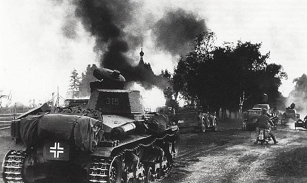 Иллюстрация к книге — Танковый блицкриг [i_213.jpg]