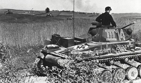 Иллюстрация к книге — Танковый блицкриг [i_215.jpg]