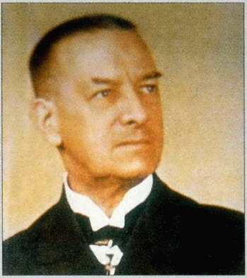 Иллюстрация к книге — Секретное оружие Гитлера.1933-1945 [i_011.jpg]