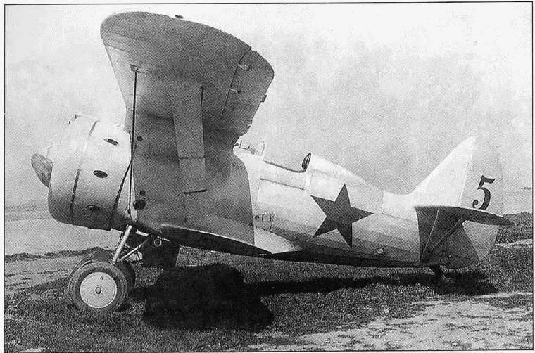 Иллюстрация к книге — Истребитель И-153 «Чайка» [i_010.jpg]