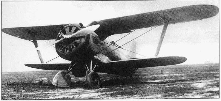 Иллюстрация к книге — Истребитель И-153 «Чайка» [i_018.jpg]