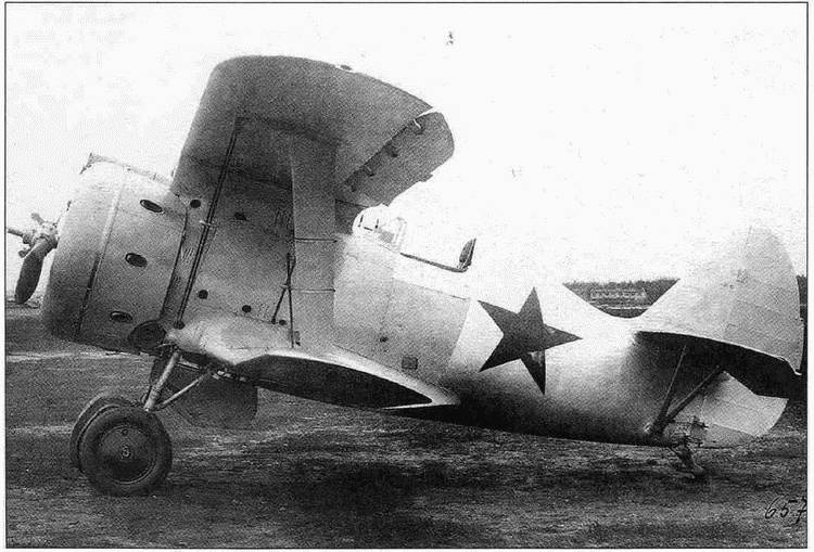 Иллюстрация к книге — Истребитель И-153 «Чайка» [i_022.jpg]