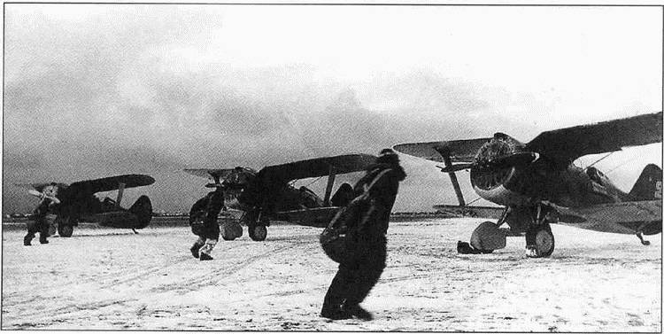 Иллюстрация к книге — Истребитель И-153 «Чайка» [i_065.jpg]