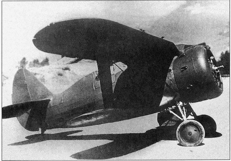 Иллюстрация к книге — Истребитель И-153 «Чайка» [i_066.jpg]