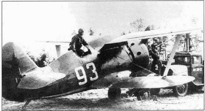 Иллюстрация к книге — Истребитель И-153 «Чайка» [i_076.jpg]