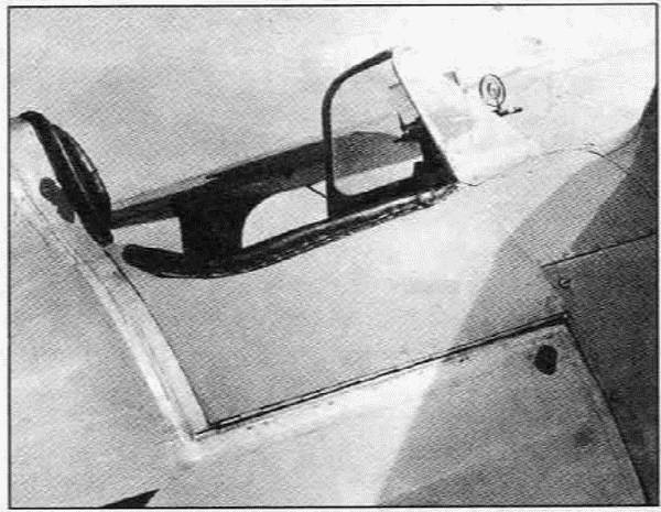 Иллюстрация к книге — Истребитель И-153 «Чайка» [i_077.jpg]