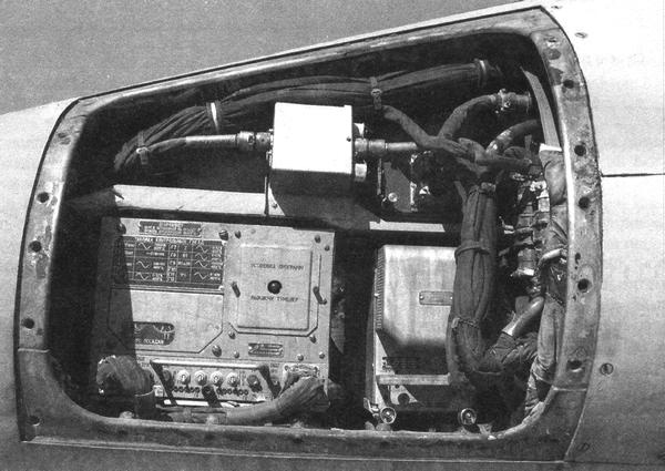 Иллюстрация к книге — Истребитель-бомбардировщик МиГ-27 [i_055.jpg]