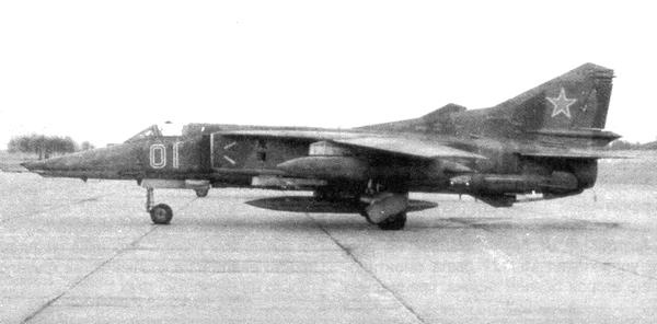 Иллюстрация к книге — Истребитель-бомбардировщик МиГ-27 [i_145.jpg]