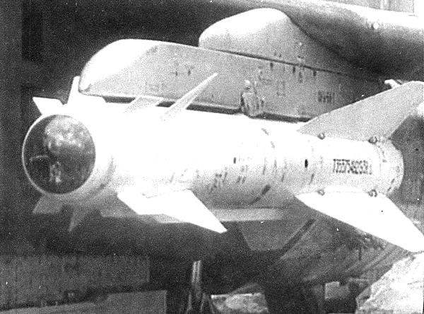 Иллюстрация к книге — Истребитель-бомбардировщик МиГ-27 [i_147.jpg]