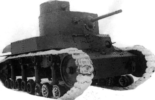 Иллюстрация к книге — Сухопутные линкоры Сталина [i_002.jpg]