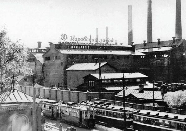 Иллюстрация к книге — Сухопутные линкоры Сталина [i_016.jpg]