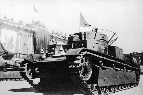 Иллюстрация к книге — Сухопутные линкоры Сталина [i_034.jpg]