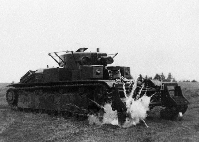 Иллюстрация к книге — Сухопутные линкоры Сталина [i_045.jpg]