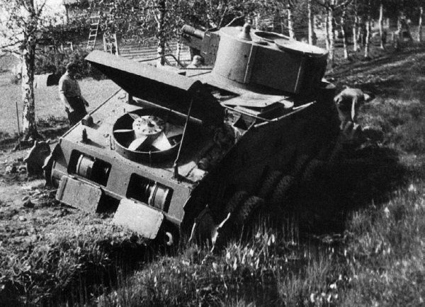 Иллюстрация к книге — Сухопутные линкоры Сталина [i_067.jpg]