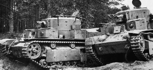 Иллюстрация к книге — Сухопутные линкоры Сталина [i_121.jpg]