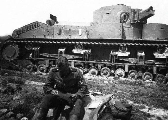 Иллюстрация к книге — Сухопутные линкоры Сталина [i_144.jpg]