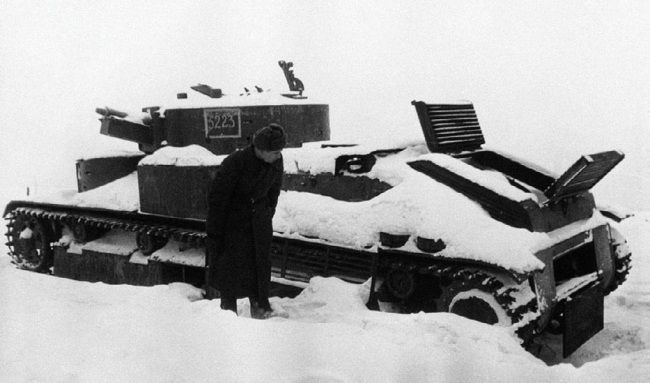 Иллюстрация к книге — Сухопутные линкоры Сталина [i_146.jpg]