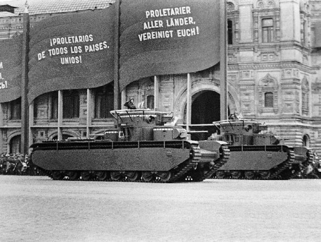 Иллюстрация к книге — Сухопутные линкоры Сталина [i_186.jpg]