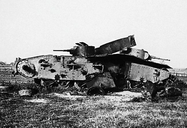 Иллюстрация к книге — Сухопутные линкоры Сталина [i_256.jpg]