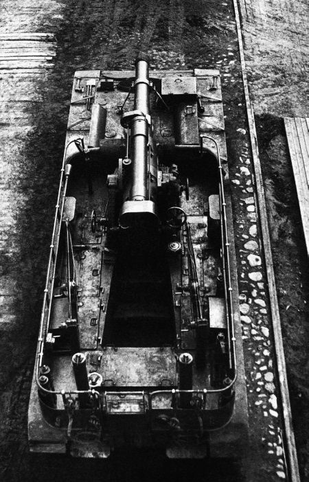 Иллюстрация к книге — Сухопутные линкоры Сталина [i_280.jpg]