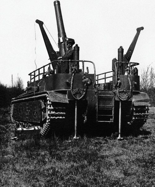 Иллюстрация к книге — Сухопутные линкоры Сталина [i_281.jpg]