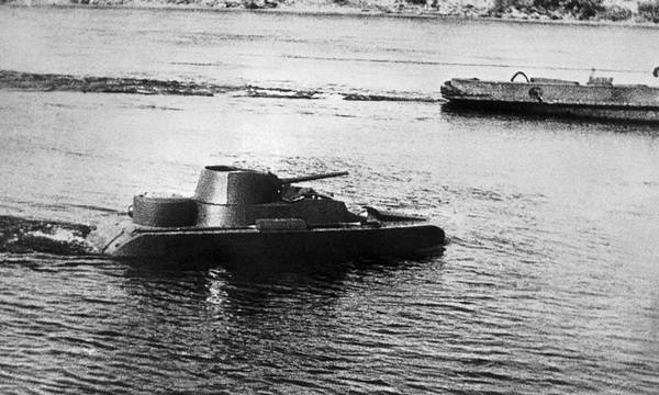 Иллюстрация к книге — Бронемашины Сталина, 1925-1945 [i_052.jpg]