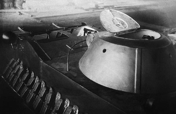 Иллюстрация к книге — Бронемашины Сталина, 1925-1945 [i_061.jpg]