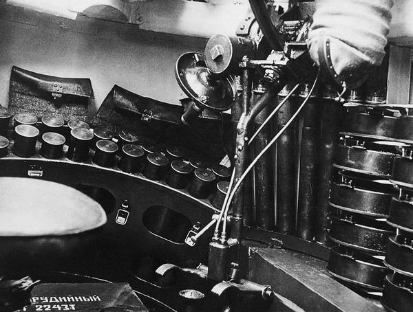 Иллюстрация к книге — Бронемашины Сталина, 1925-1945 [i_073.jpg]